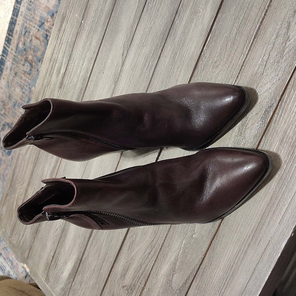 New Naturalizer Freya Leather Booties In Dark Brown Size Woman's 10 - Picture 6 of 14